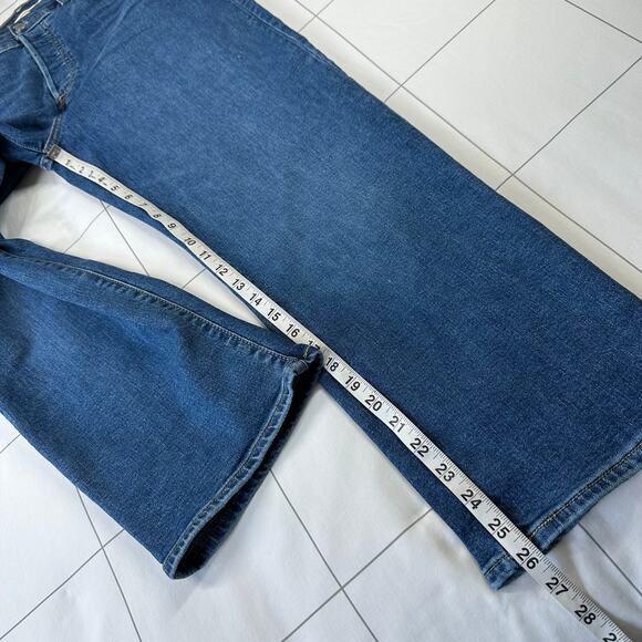 Levi's Blue Straight Leg Women's Jeans - Picture 12 of 14